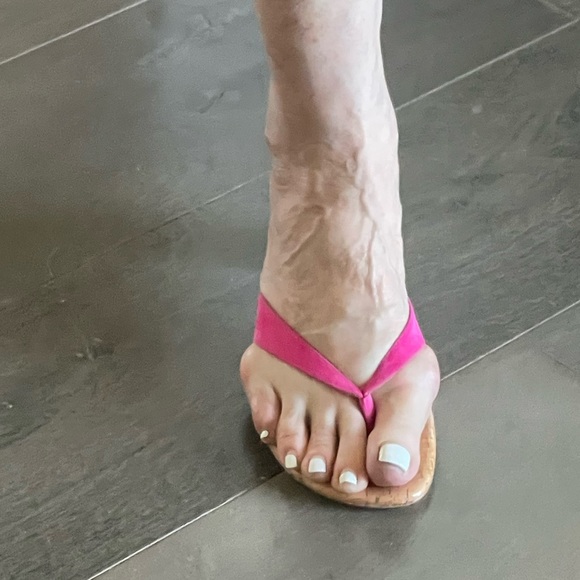 Stuart Weitzman sandal - Picture 4 of 5